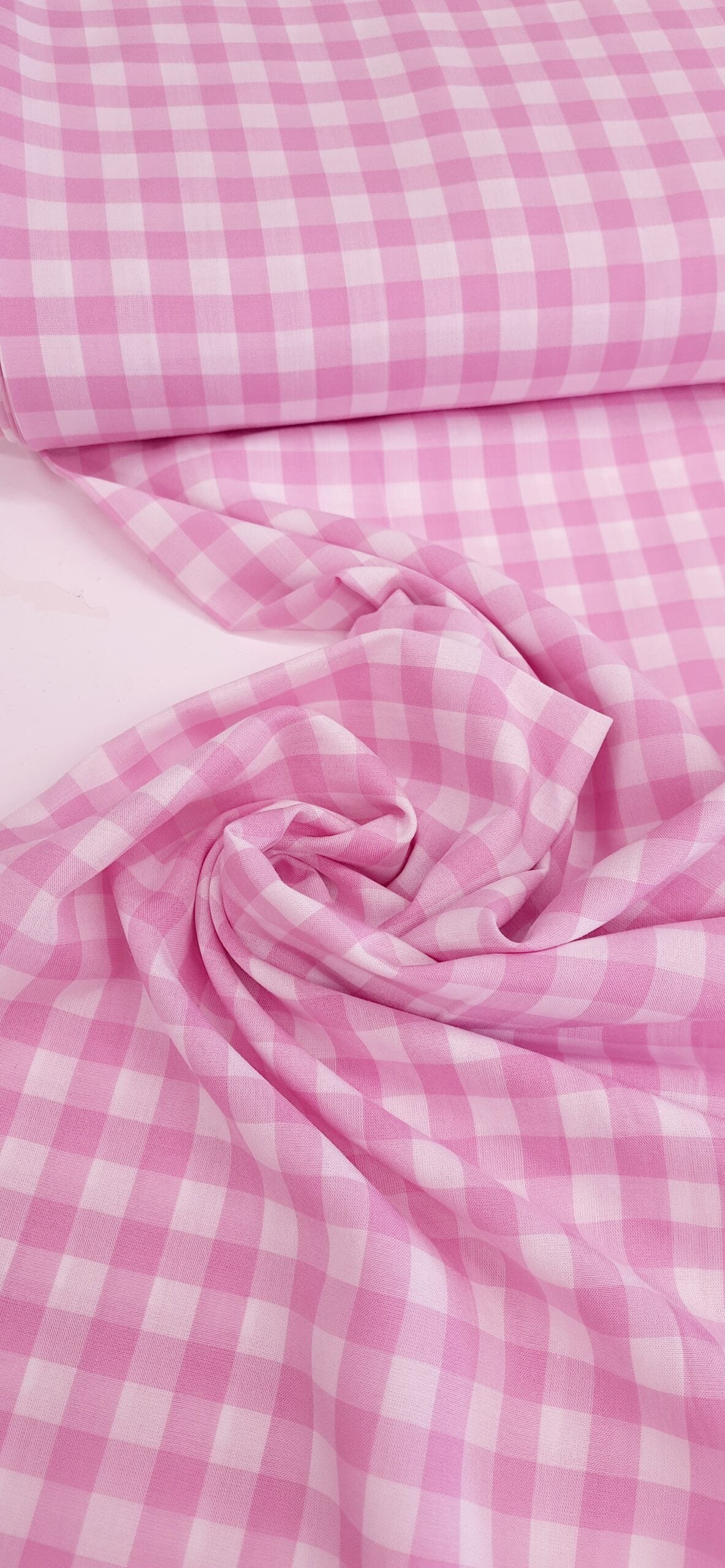 Candy Floss Gingham 100% Viscose – Remnant 95cm x Width