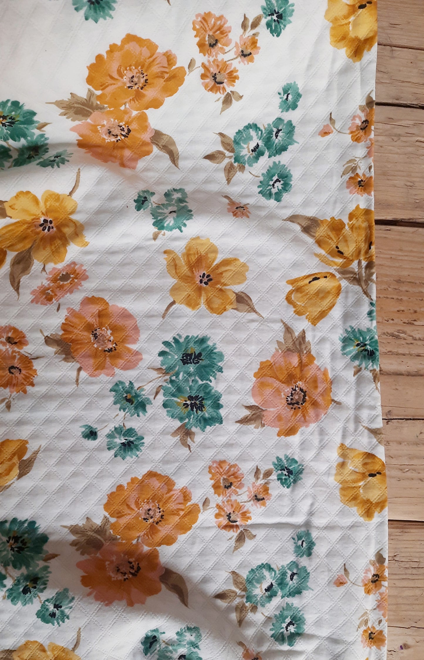 Magnolia Dusk 100% Quilted Cotton by Lady McElroy - Remnant 185cm x Width