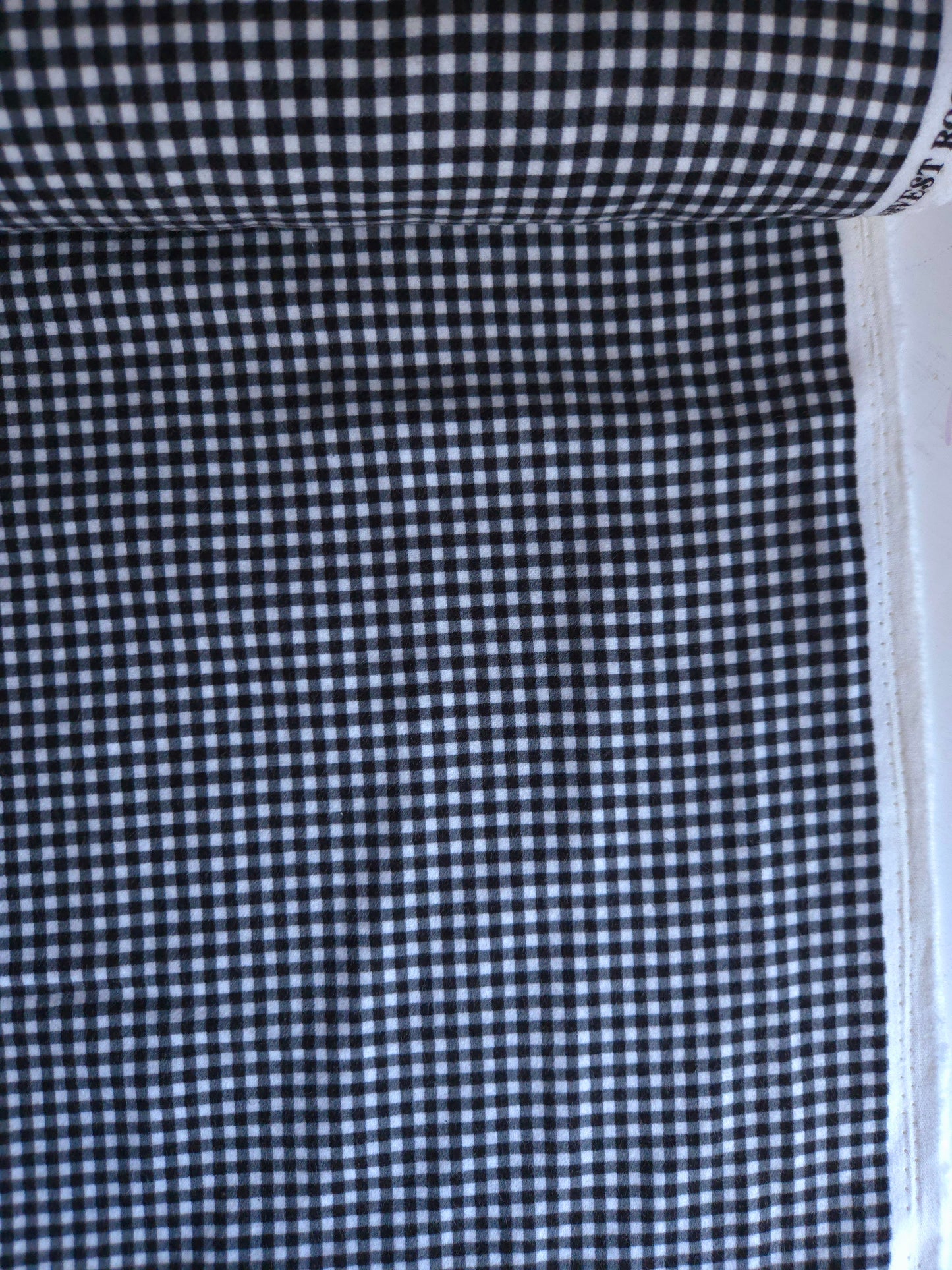 Harvest Rose Black Gingham Flannel - Per ¼ Metre (£15/m)