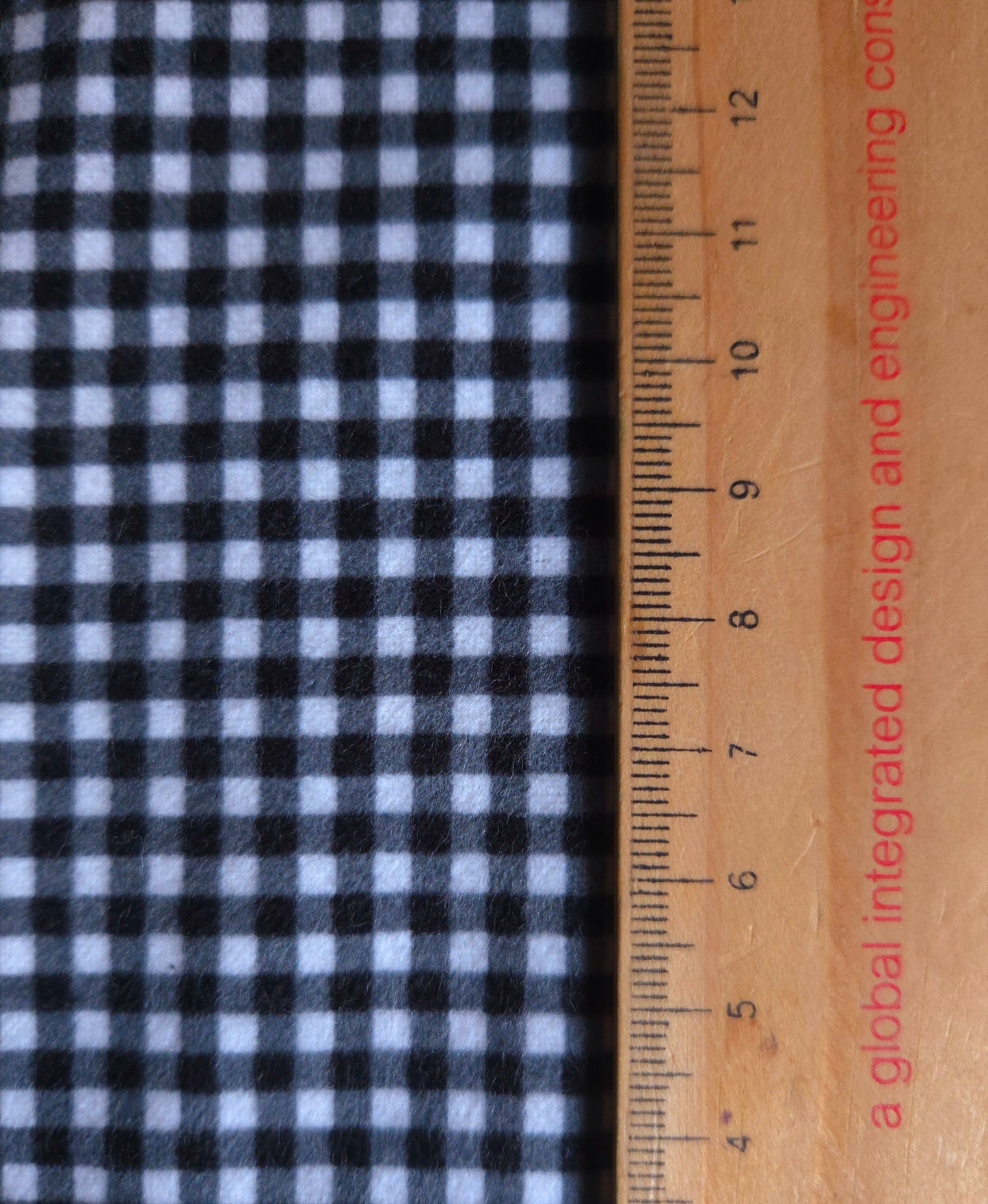 Harvest Rose Black Gingham Flannel - Per ¼ Metre (£15/m)