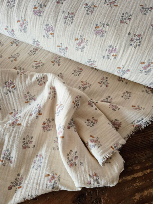 Delicate Blooms Double Gauze - Per ¼ Metre (£10/m)