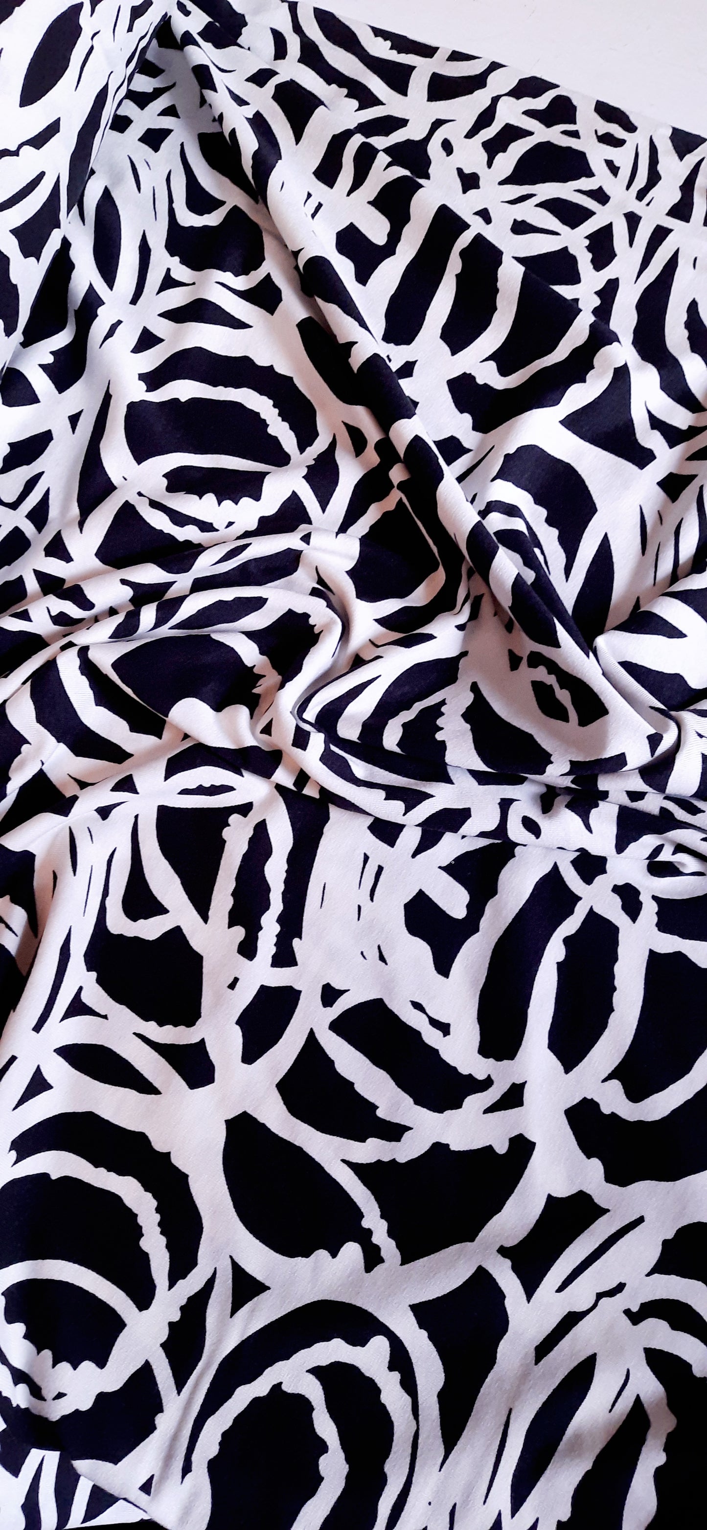 Mono Rings Viscose Jersey - Per ¼ Metre (£10/m)