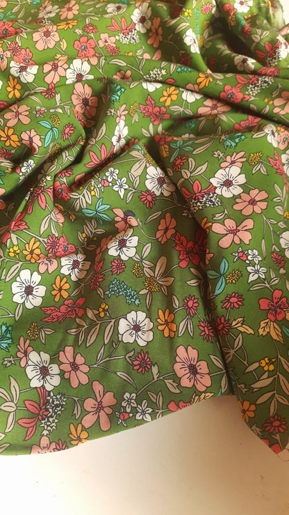 Fresh Flowers Viscose - Per ¼ Metre (£8/m)