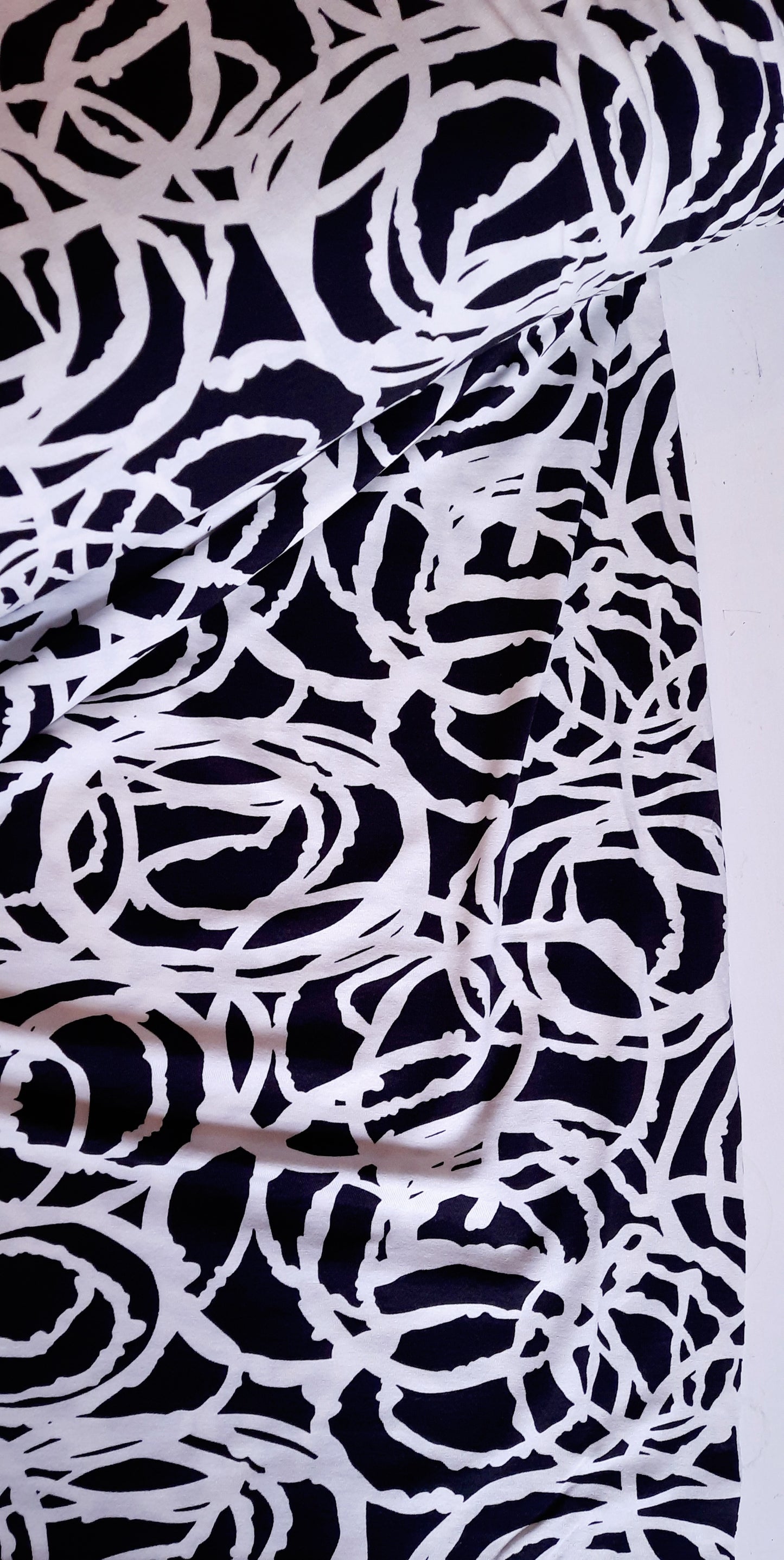 Mono Rings Viscose Jersey - Per ¼ Metre (£10/m)